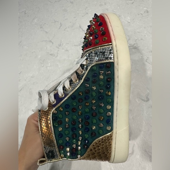 Christian Louboutin Louis Flat Python sneakers in a multi-color studded design - Picture 16 of 17